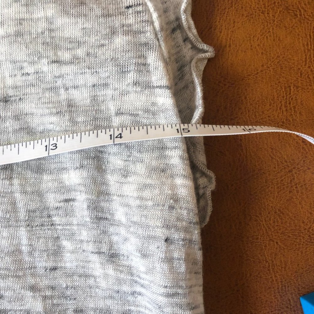 BB Dakota Grey Ruffled Shirt - Small - Worn Once - Picture 4 of 6